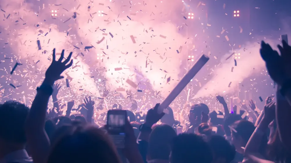 Билеты на рок-концерт Хадн дадн в Москве...