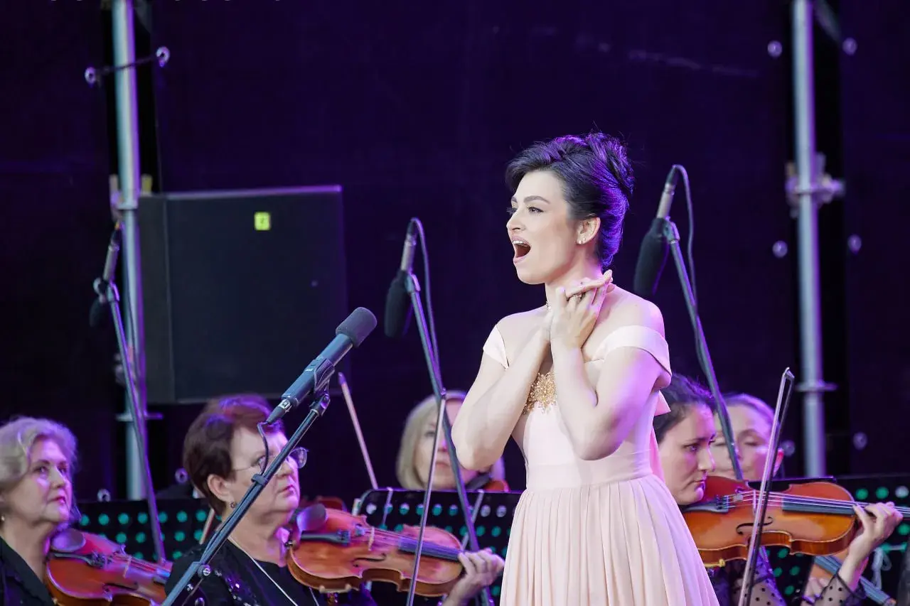 Билеты на оперное шоу с анимацией картин...