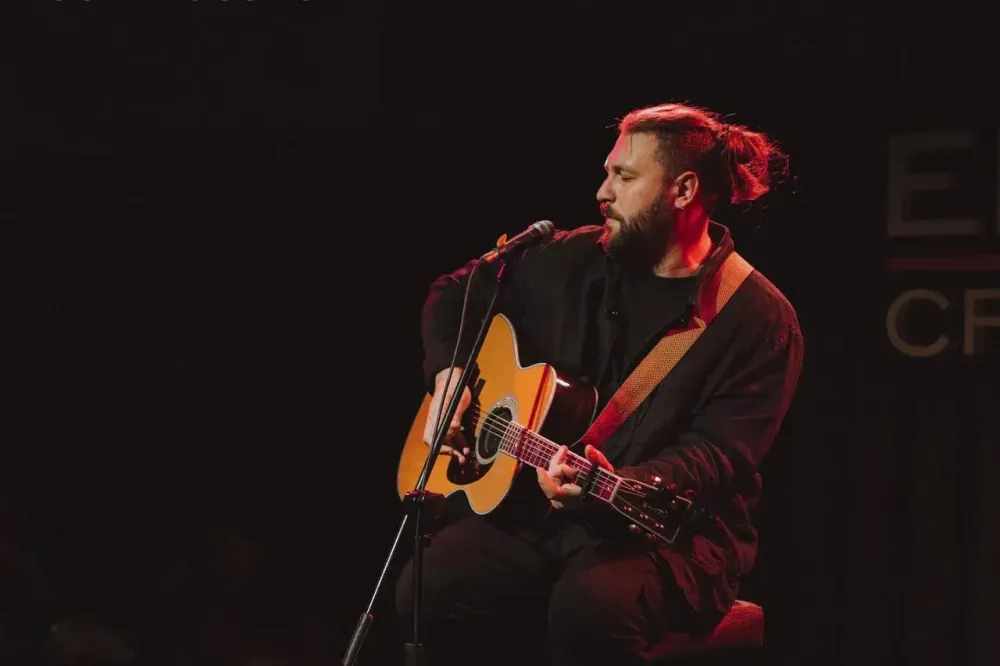 Павел Пиковский в Ижевске – концерт автора-исполнителя