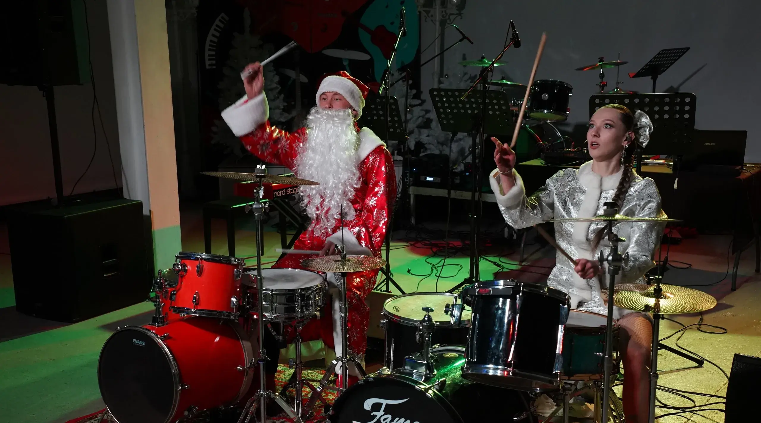 Билеты на новогодний концерт Retro Wave ...