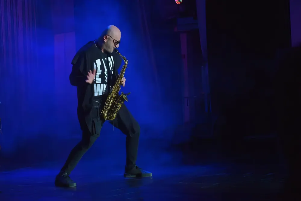 Билеты на концерт J. Seven: романтика и страсть саксофона