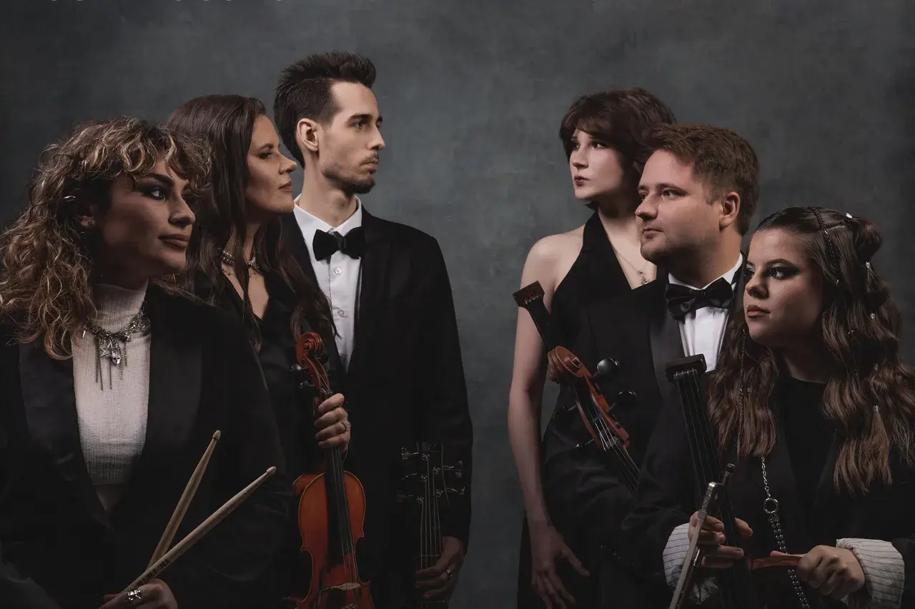 Билеты на Magic Cellos Band: Queen на виолончелях в Твери