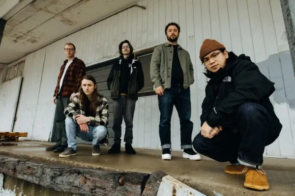 Группа Church Tongue выпустит новый EP и поделится видео на песню "Bury Me (One Thousand Times)"