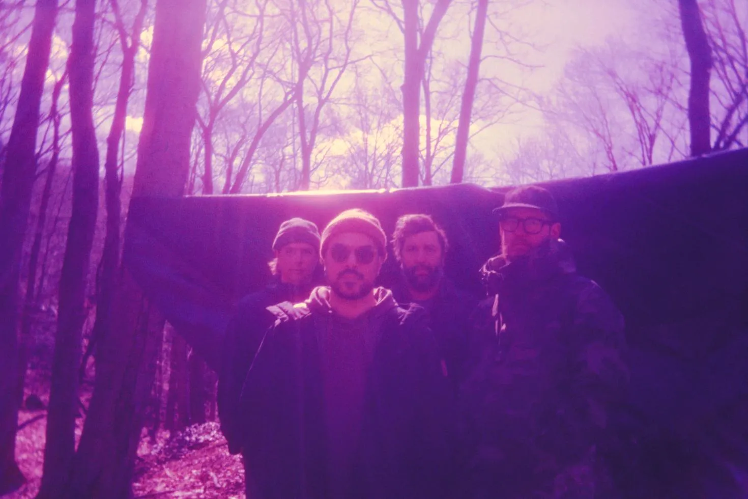 Sainthood Reps подписываются на Smartpunk Records; Выпускают новый сингл 'Blue Nothing'