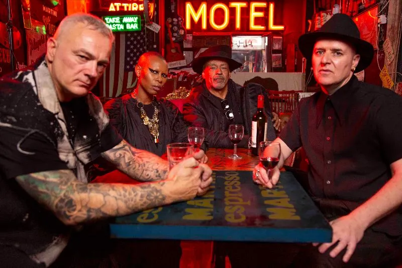Skunk Anansie представляют «The Painful Truth»