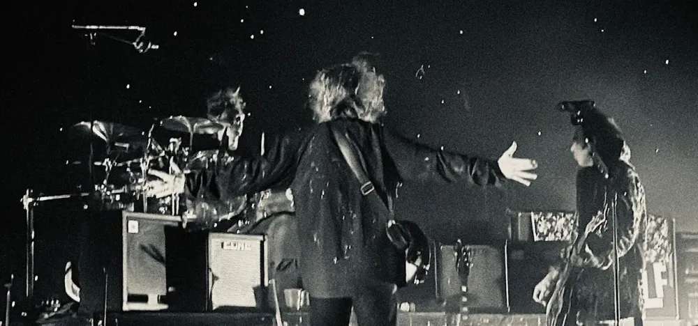 The Cure представили песни утраченного мира на незабываемом выступлении в Troxy