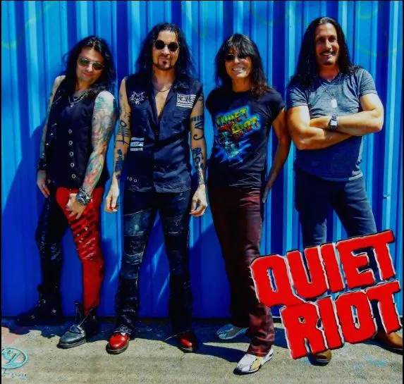 За кулисами шума: Глубокое погружение в путешествие Руди Сарзо с Quiet Riot