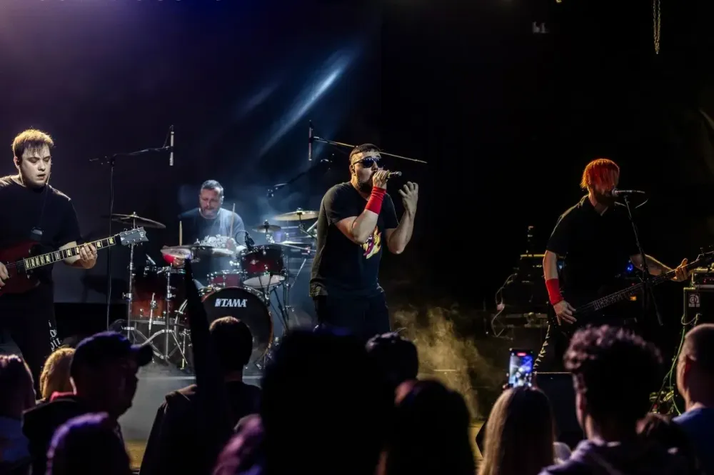 Билеты на благотворительный рок-концерт ...