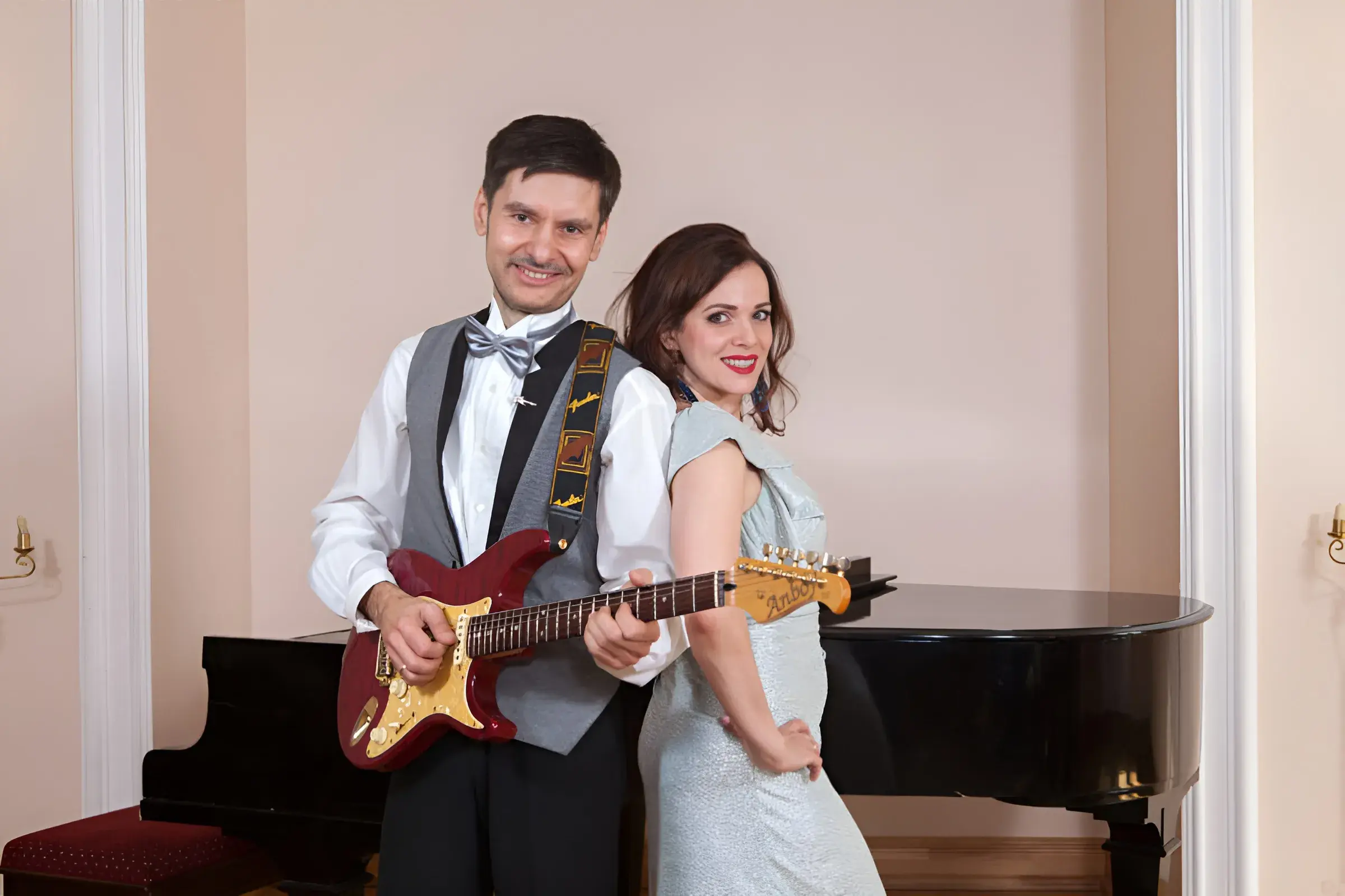 Трибьют-шоу Новогодний экспресс во Влади...