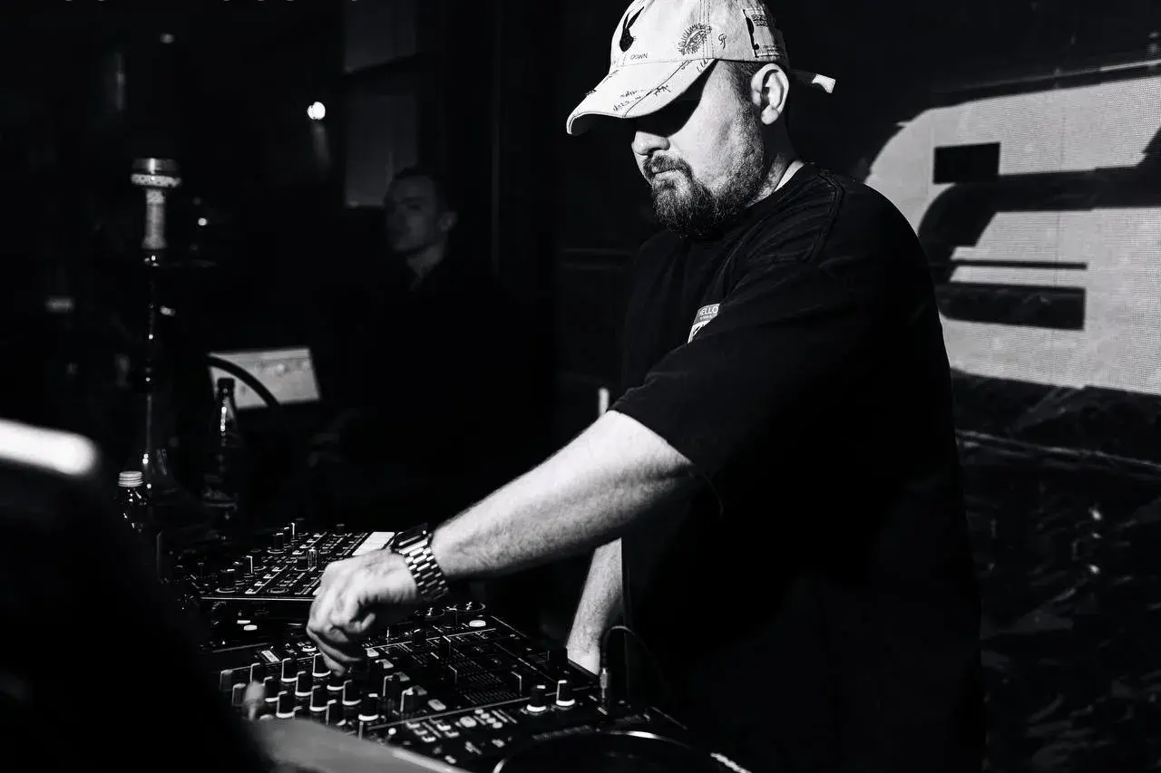 Концерт DJ Gross в Анапе – электронная м...